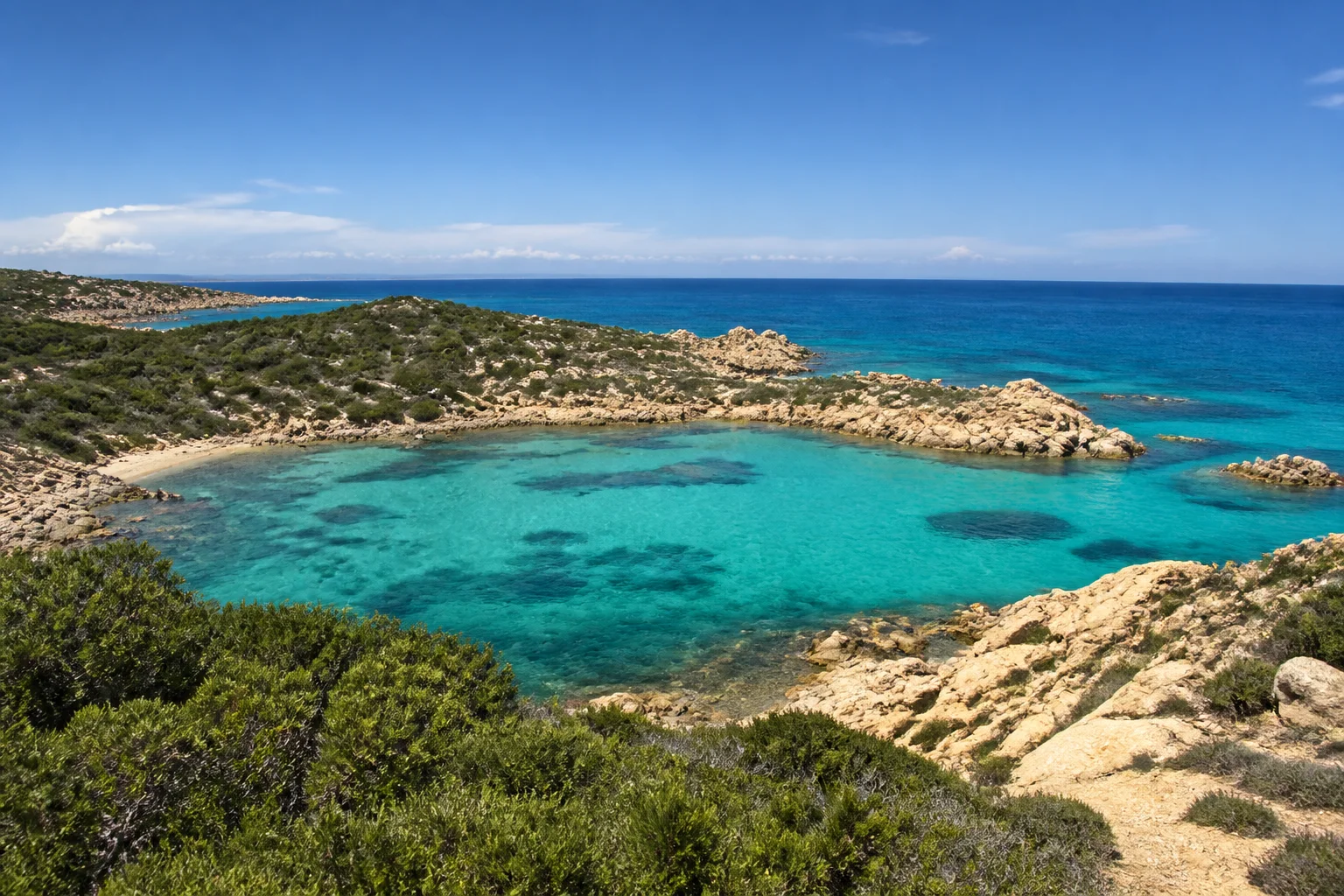 Spiaggia di Giardinelli a La Maddalena
